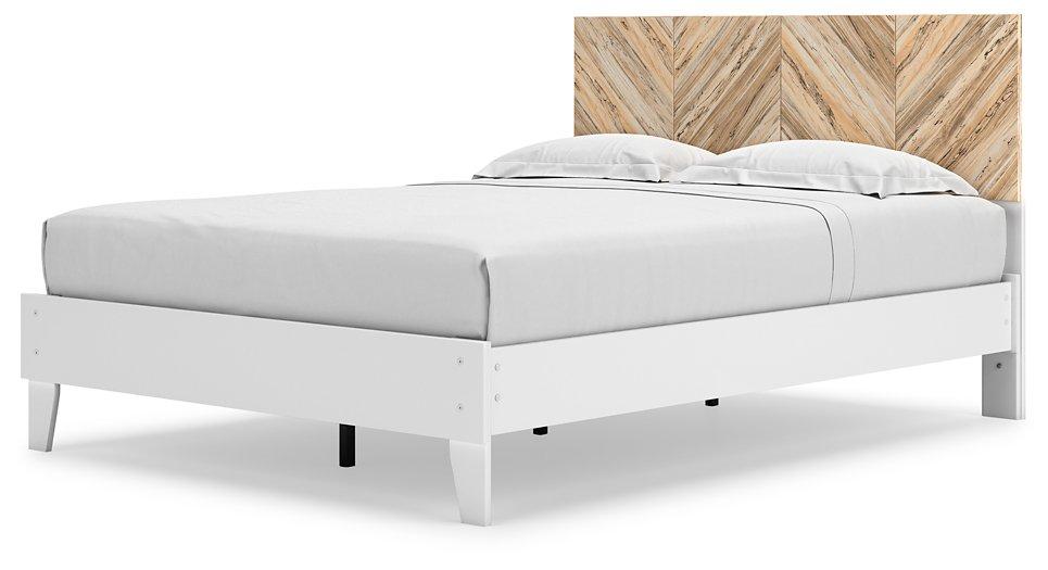 Piperton Queen Panel Bed