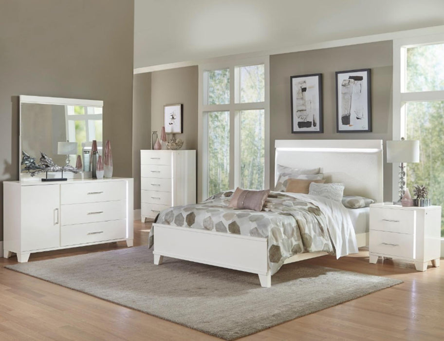 Homelegance Kerren Dresser in White 1678W-5