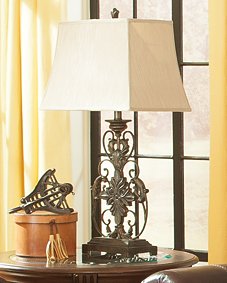 Sallee Table Lamp